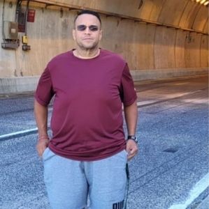 Meet your Posher, Aramis